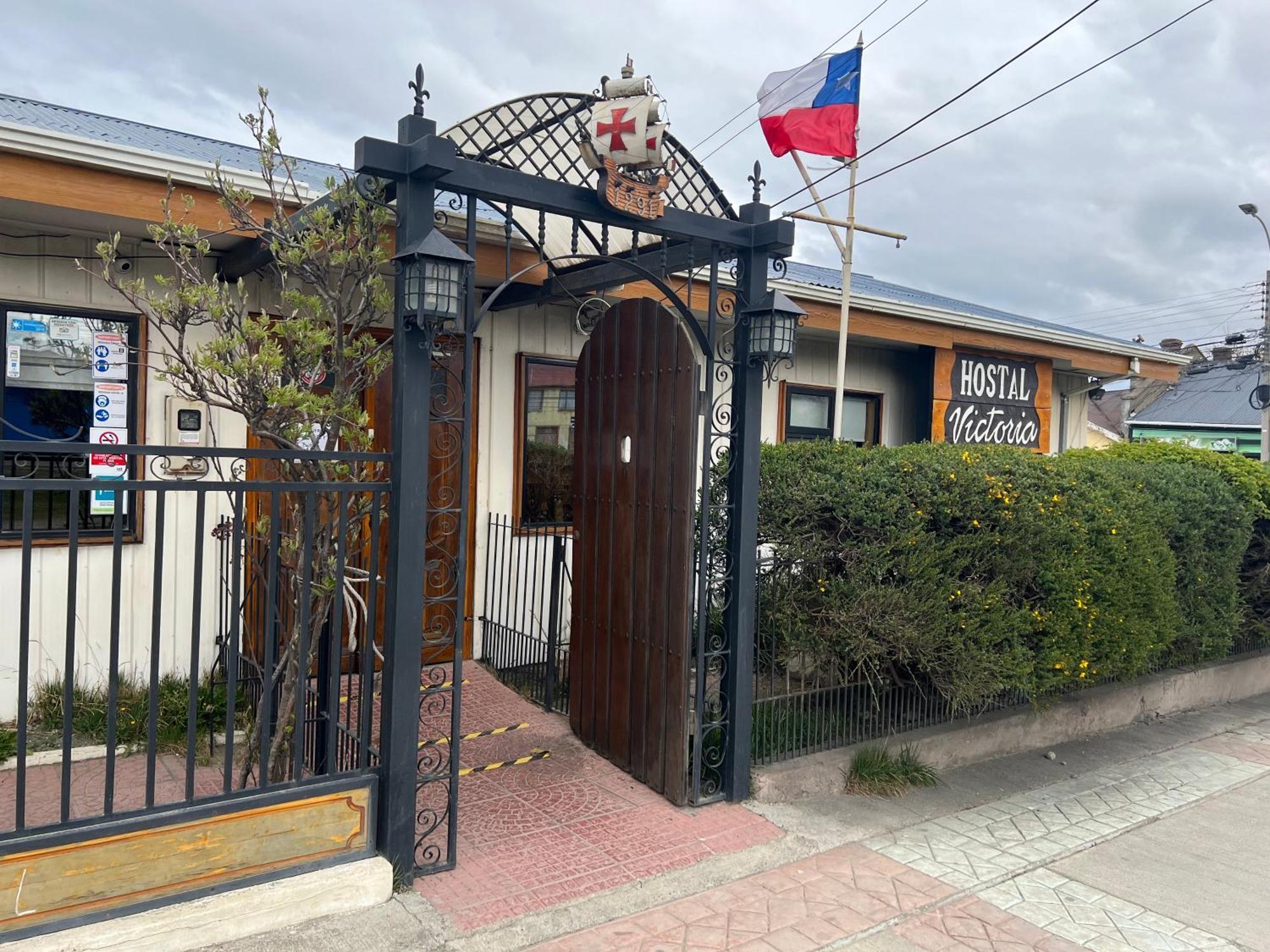Hostal Victoria Punta Arenas Buitenkant foto