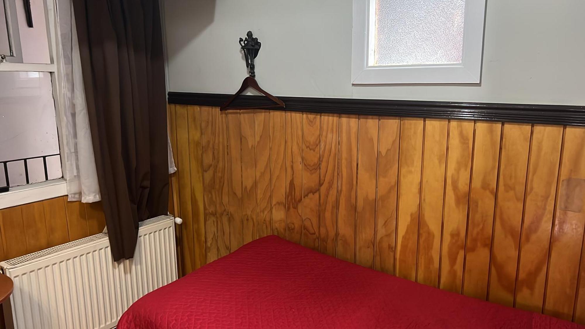 Hostal Victoria Punta Arenas Buitenkant foto