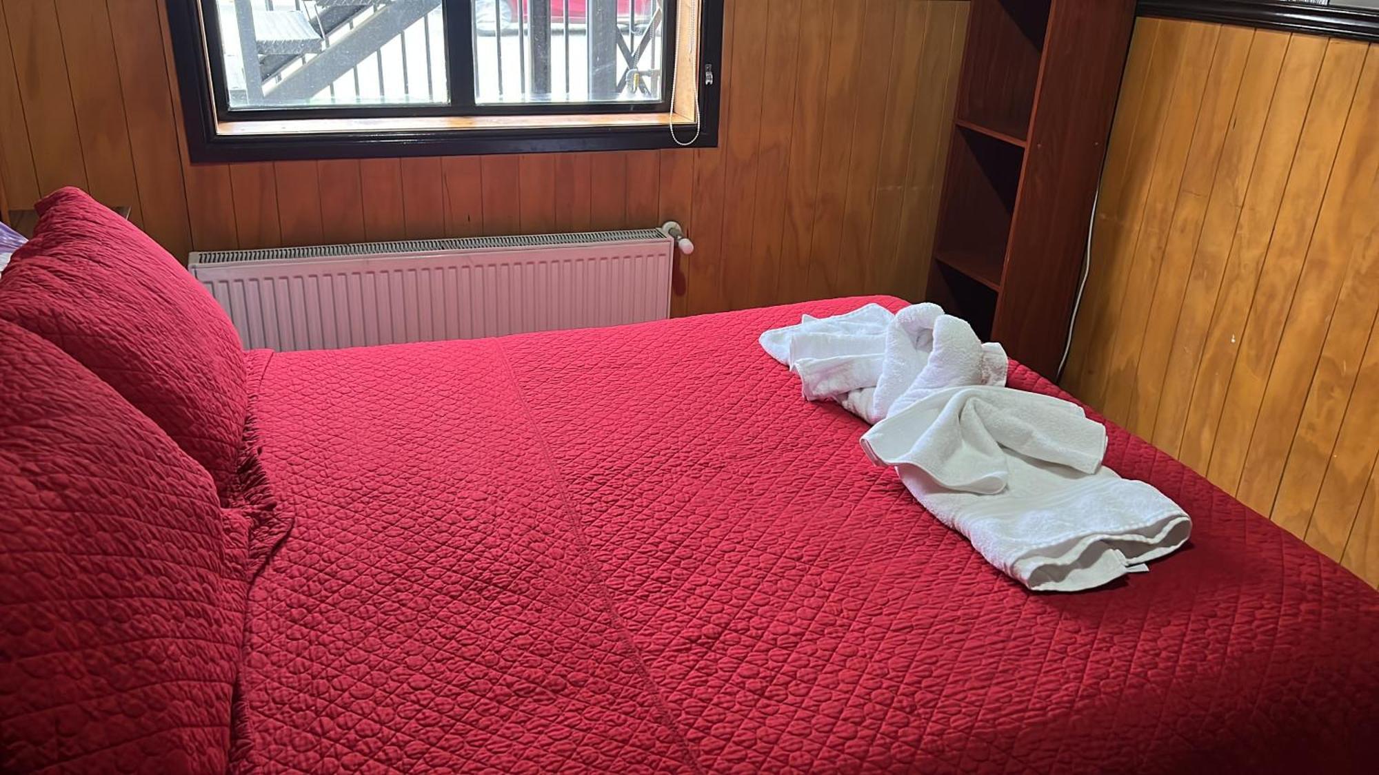 Hostal Victoria Punta Arenas Buitenkant foto